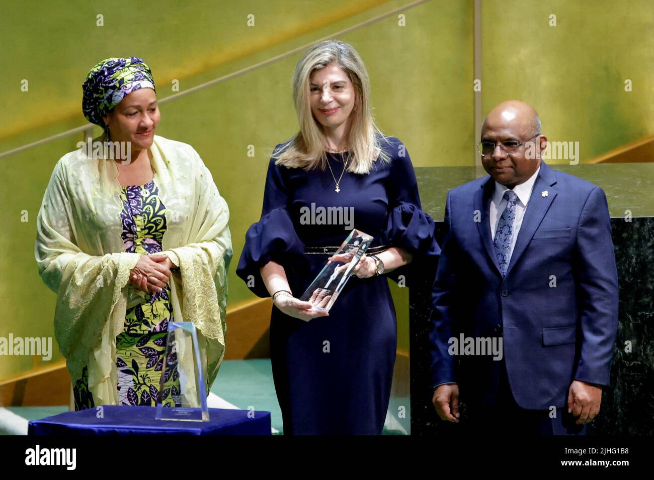 Marianna Vardinogiannis receives the 2020 UN Nelson Mandela Prize, next to President of the United Nations General Assembly Abdulla Shahid at the celebration of Nelson Mandela International Day at United Nations Headquarters in New York, U.S., July 18, 2022. REUTERS/Eduardo Munoz Stock Photo