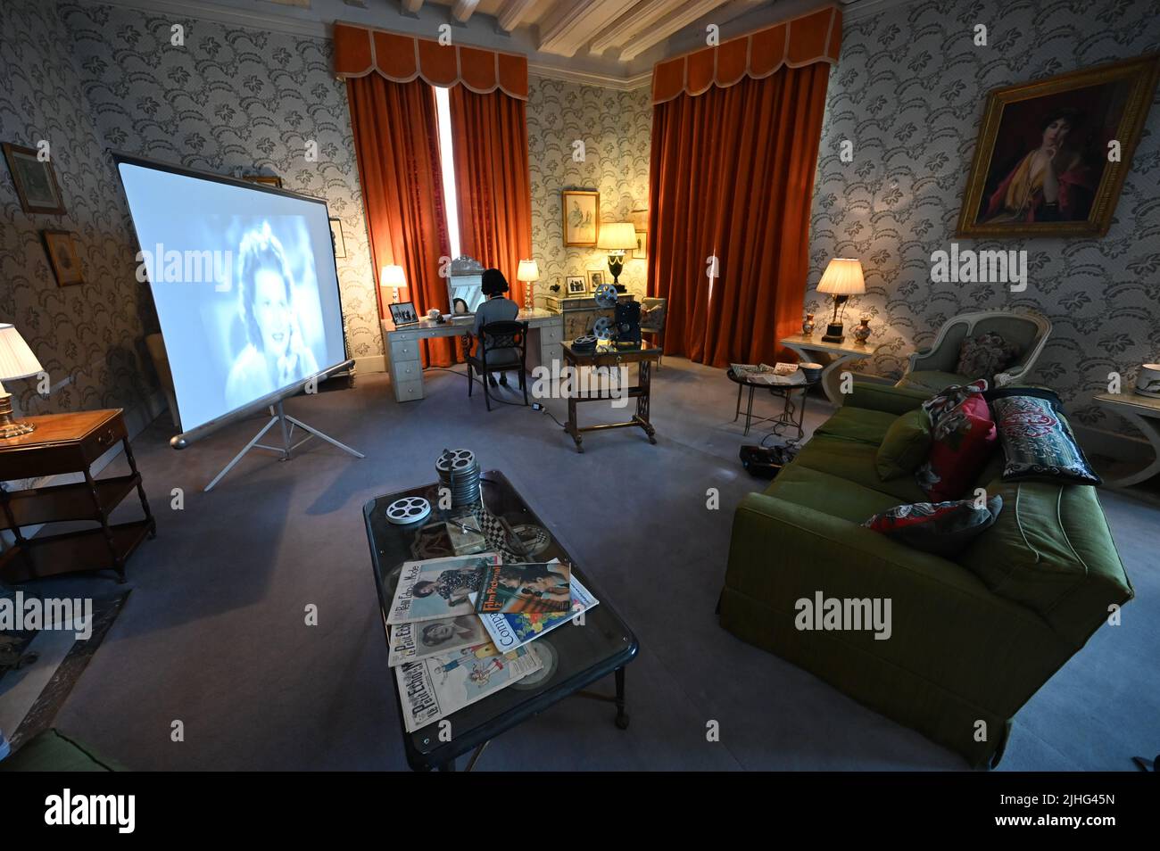 The film room at Leeds Castle Stock Photo Alamy
