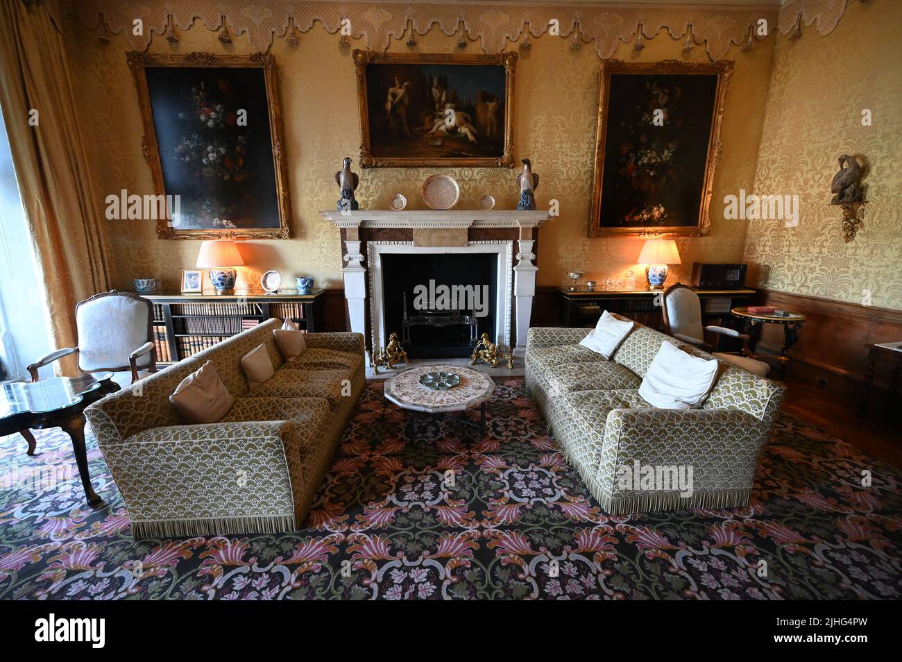 A living room at Leeds Castle Stock Photo Alamy