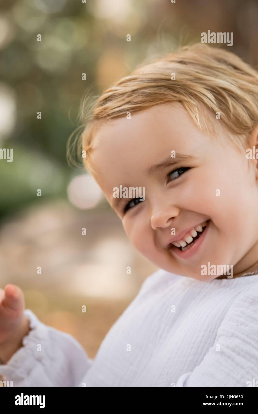 Child spain smiling portrait hi-res stock photography and images - Alamy