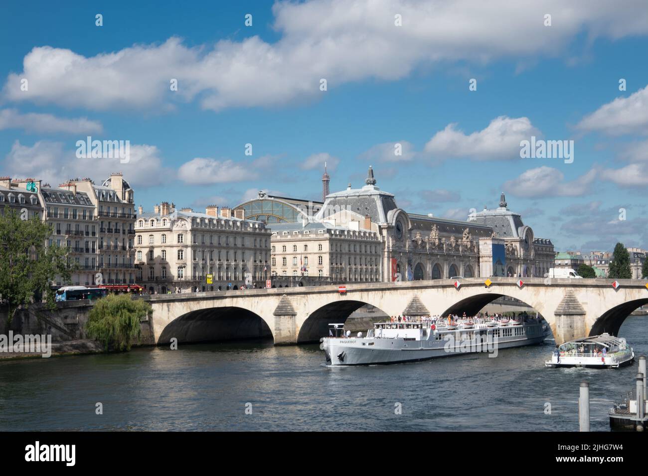 Sightseeing cruise on the Paquebot tour ship on the Seine in Paris Stock Photo