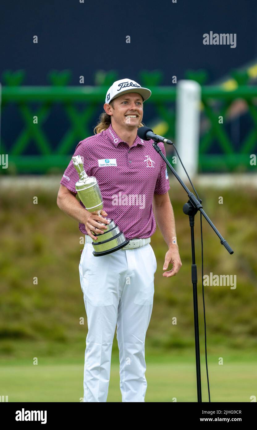 150th Open GolfChampionships, St Andrews, July 17th 2022 Cameron Smith holds the claret jug as he makes his victory speech after winning the 150th Open golf at the Old Course, St Andrews, Scotland. Credit: Ian Rutherford/Alamy Live News. Stock Photo