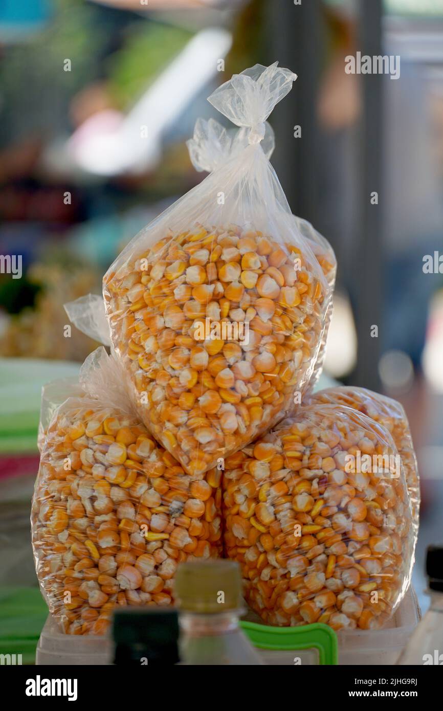 sweet corn for sale at a farmers market Stock Photo Alamy