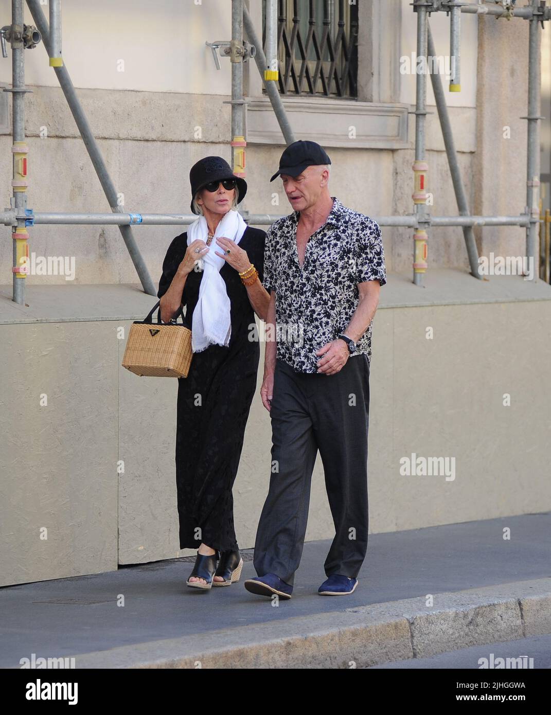 Milan, . 18th July, 2022. Milan, 18-07-2022 Sting and his wife TRUDIE STYLER  surprised walking through the streets of the center. Trying to go unnoticed  among the people, wearing a hat and