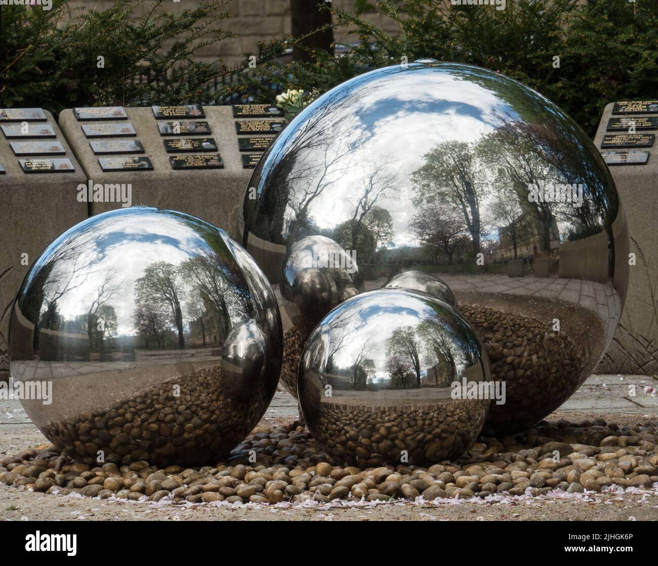 Children tragedy hi-res stock photography and images - Alamy