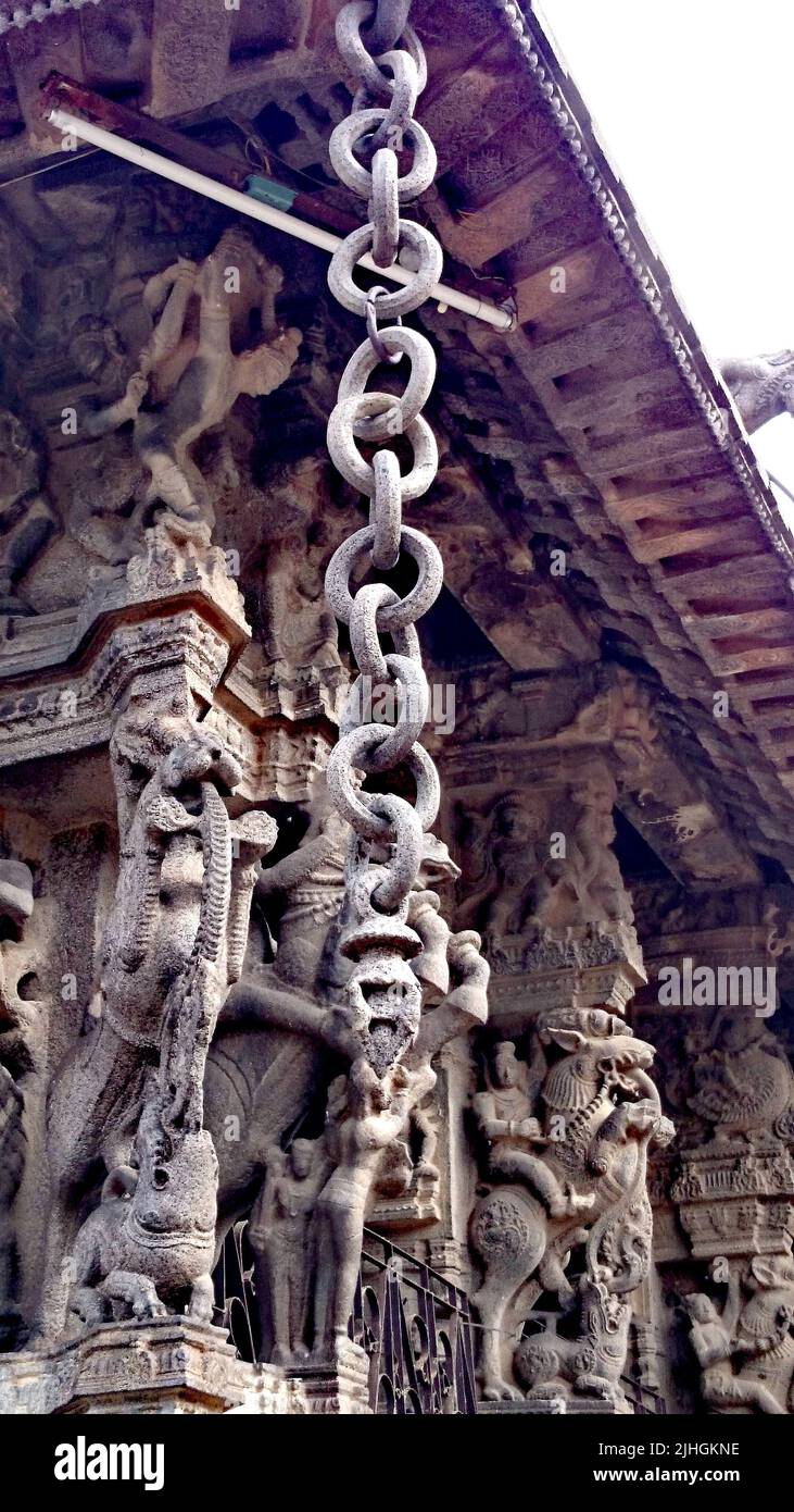 A chain carved of the rock at the Perumal Temple, Kanchipuram Tamil