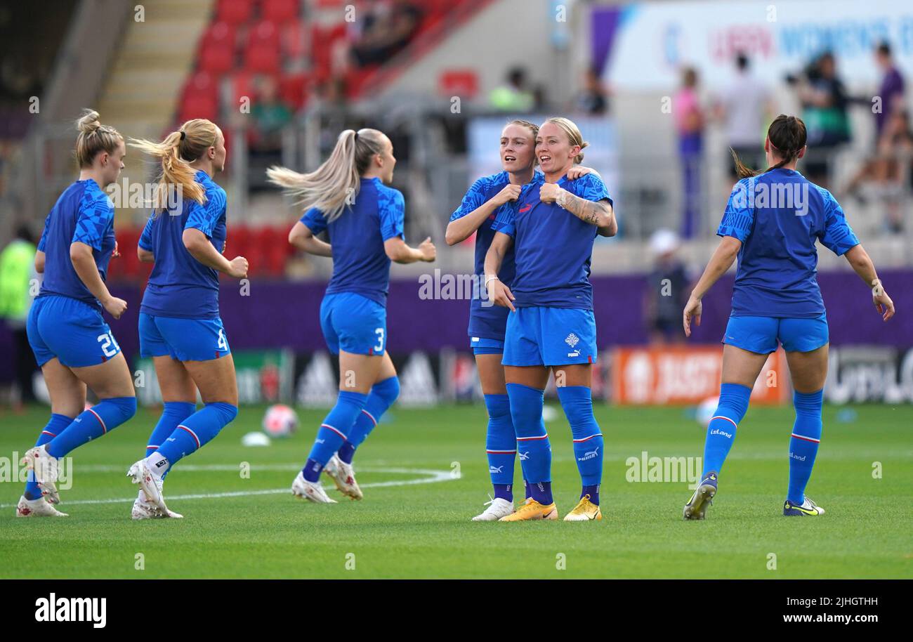 Iceland's Gunnhildur Jonsdottir and Sif Atladottir look to the stands during the UEFA Women's Euro 2022 Group D match at the New York Stadium, Rotherham. Picture date: Monday July 18, 2022. Stock Photo