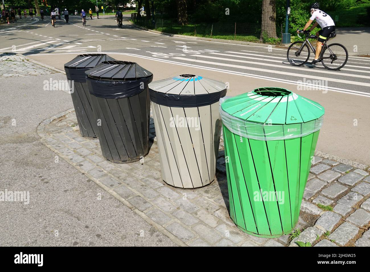 selective garbage collectors, Central Park, Manhattan, New York City