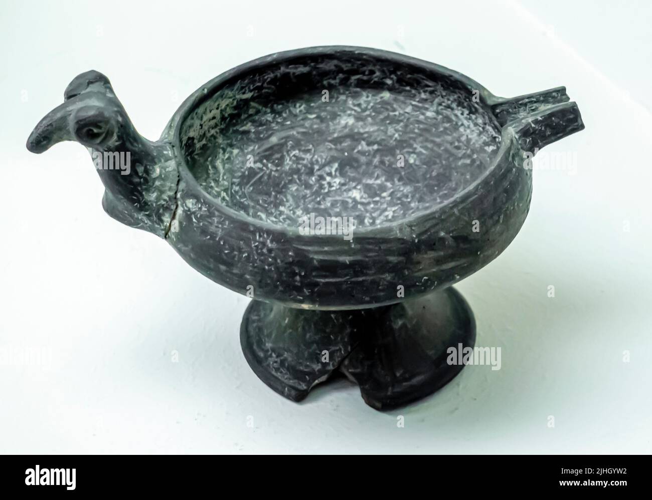 Archemenid pottery First Persian Empire or Achaemenid Empire ( 550 BC