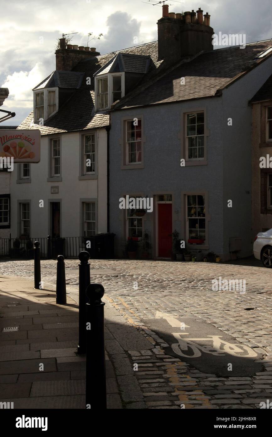 Quaint houses on a cobbled street, South Queensferry, Scotland, UK Stock Photo