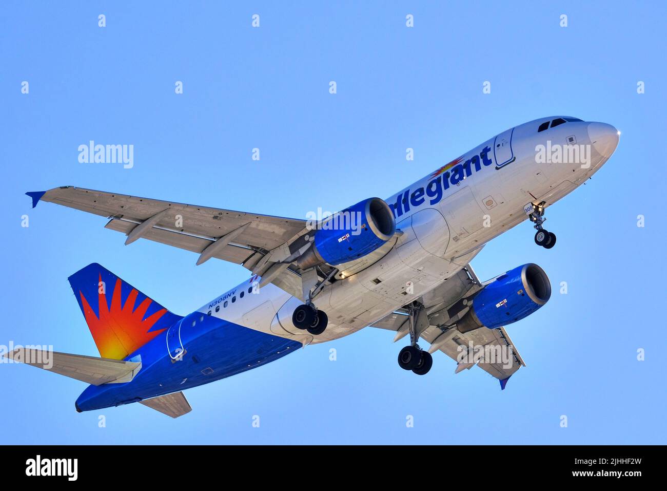 Palm Springs, CA, USA. 5th Feb, 2021. An Allegiant Airlines Airbus A319 landing at Palm Springs International Airport (Credit Image: © Ian L. Sitren/ZUMA Press Wire) Stock Photo