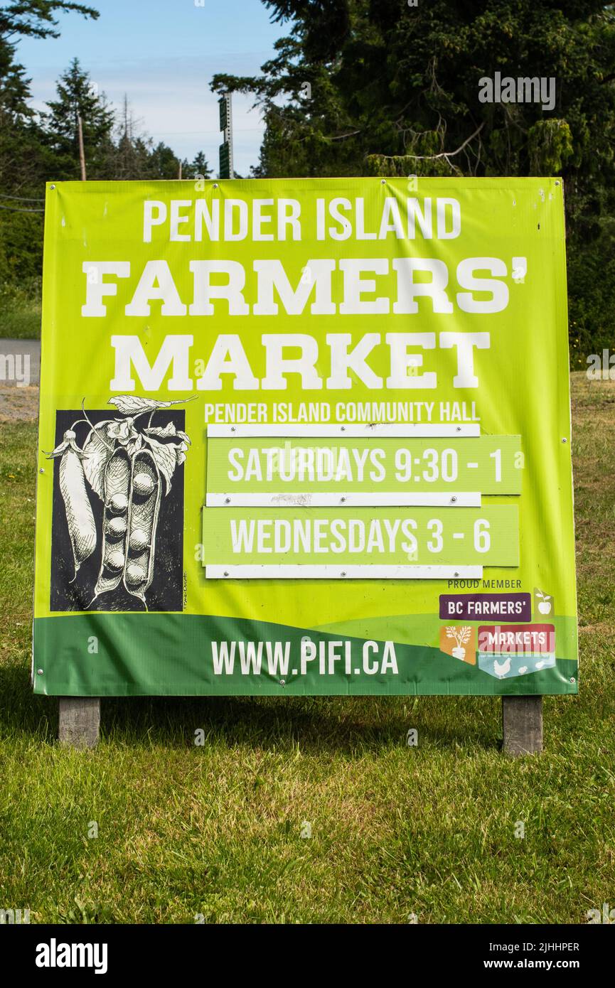 Farmers' Market sign at Pender Island Community Centre Stock Photo