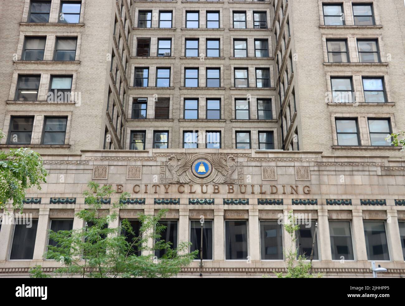 The City Club Building on Euclid avenue in Cleveland, June 2022 Stock Photo