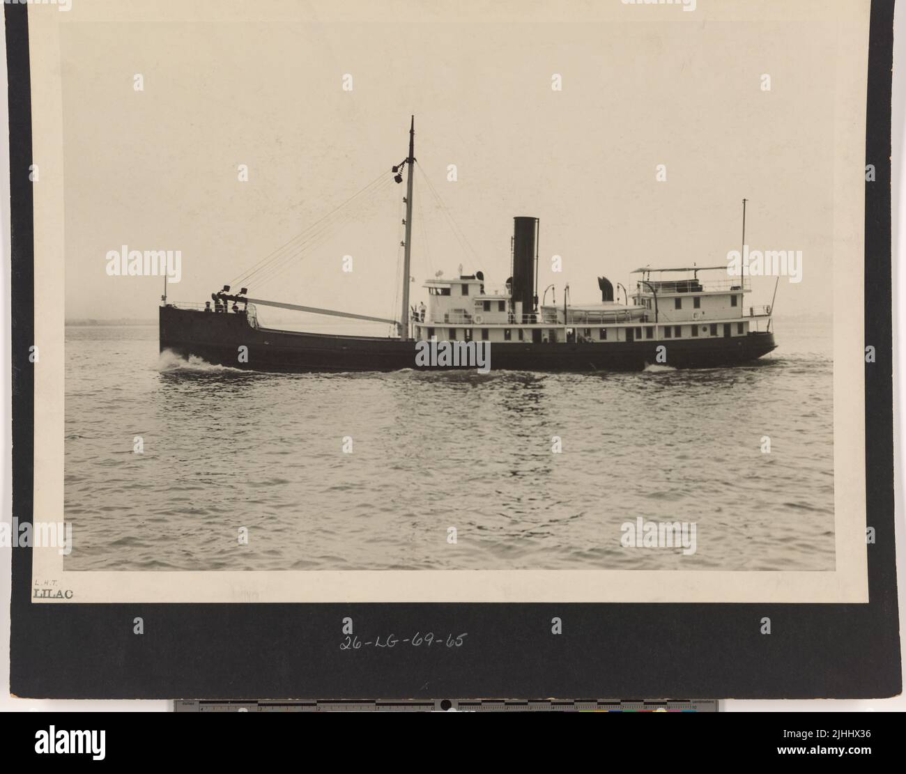 Misc Other. Lighthouse Tender Lilac Stock Photo Alamy