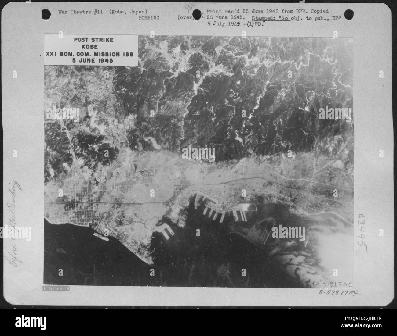 PostStrike Photo Of Kobe, Japan. 5 June 1945 Stock Photo Alamy