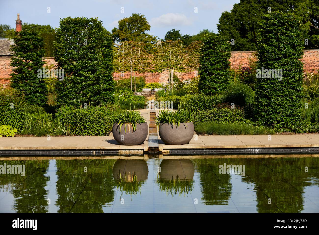 RHS Bridgewater in Worsley, Salford.  The Paradise Garden water feature Stock Photo