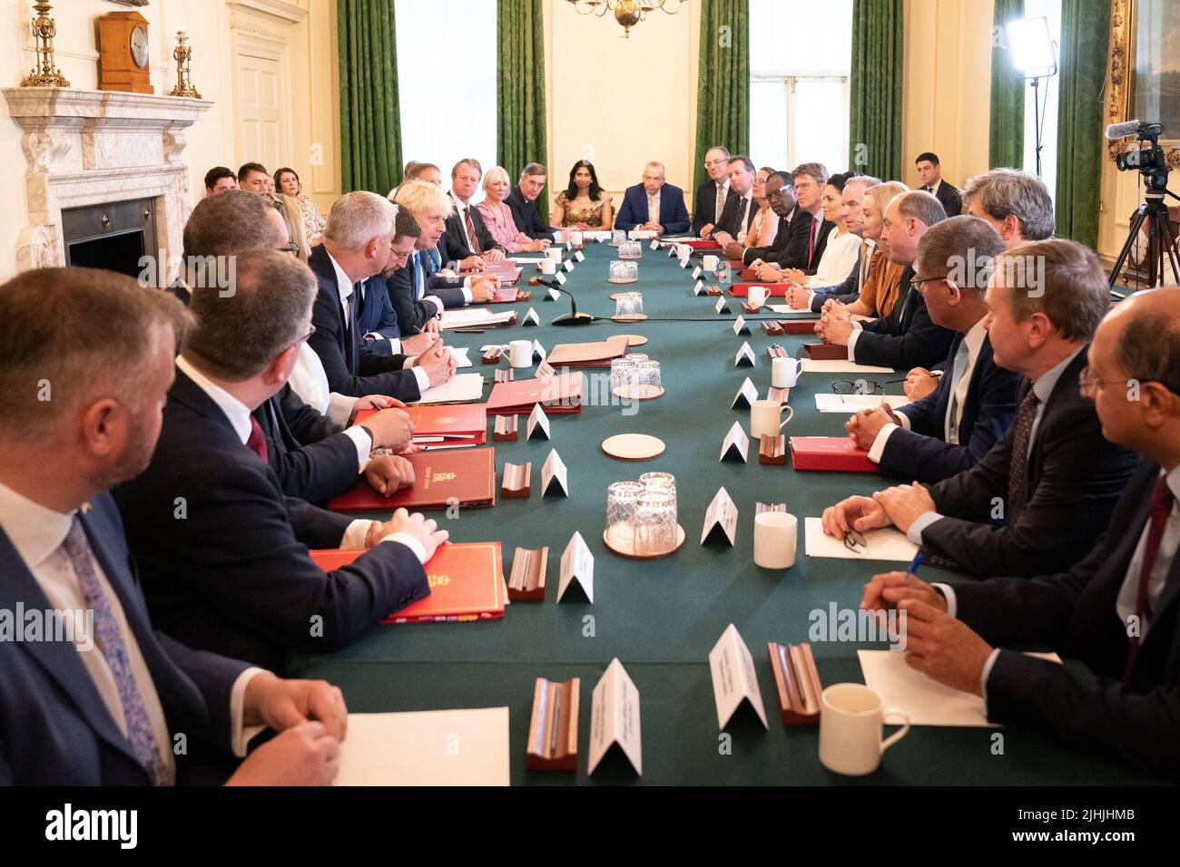 Prime Minister Boris Johnson (centre left) during a Cabinet meeting at 10 Downing Street, London. Picture date: Tuesday July 19, 2022. Stock Photo