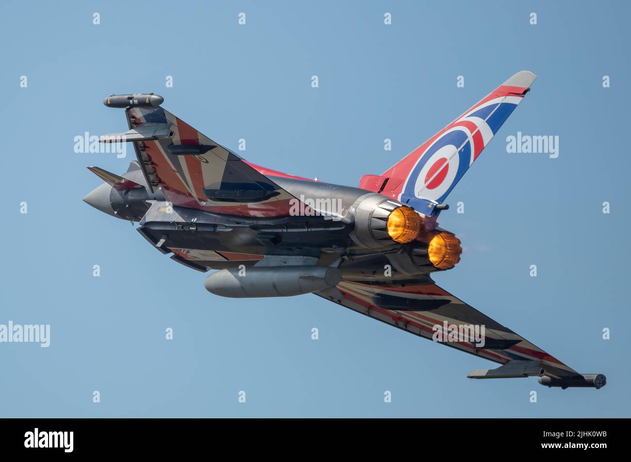 RAF Fairford, Gloucester, UK. 16 July 2022. Military aircraft of all shapes and sizes, from all eras and countries of the world, gather for one of the world’s largest airshows. Image: Eurofighter Typhoon of the RAF Display Team, No 29 Squadron sporting the British flag livery Stock Photo