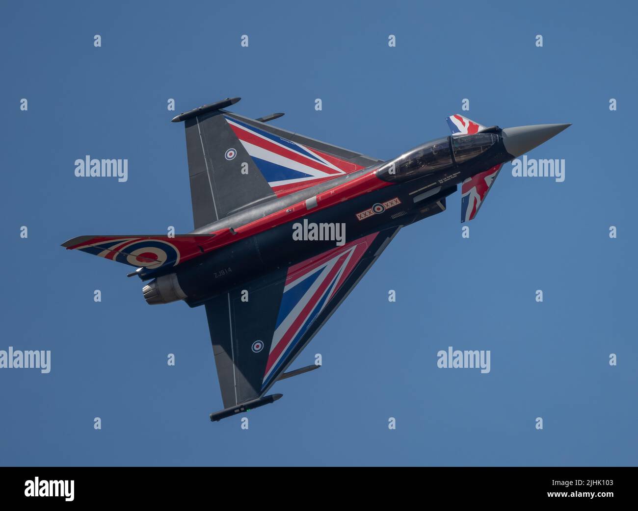 RAF Fairford, Gloucester, UK. 16 July 2022. Military aircraft of all shapes and sizes, from all eras and countries of the world, gather for one of the world’s largest airshows. Image: Eurofighter Typhoon of the RAF Display Team, No 29 Squadron sporting the British flag livery Stock Photo
