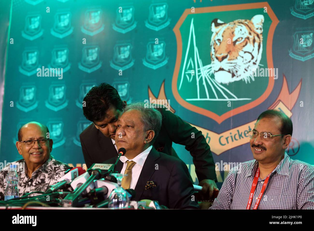 Bangladesh Cricket Board President Nazmul Hasan (C) speaks to journalist after the Annual General Meeting (AGM) 2022 of Bangladesh Cricket Board (BCB) Stock Photo