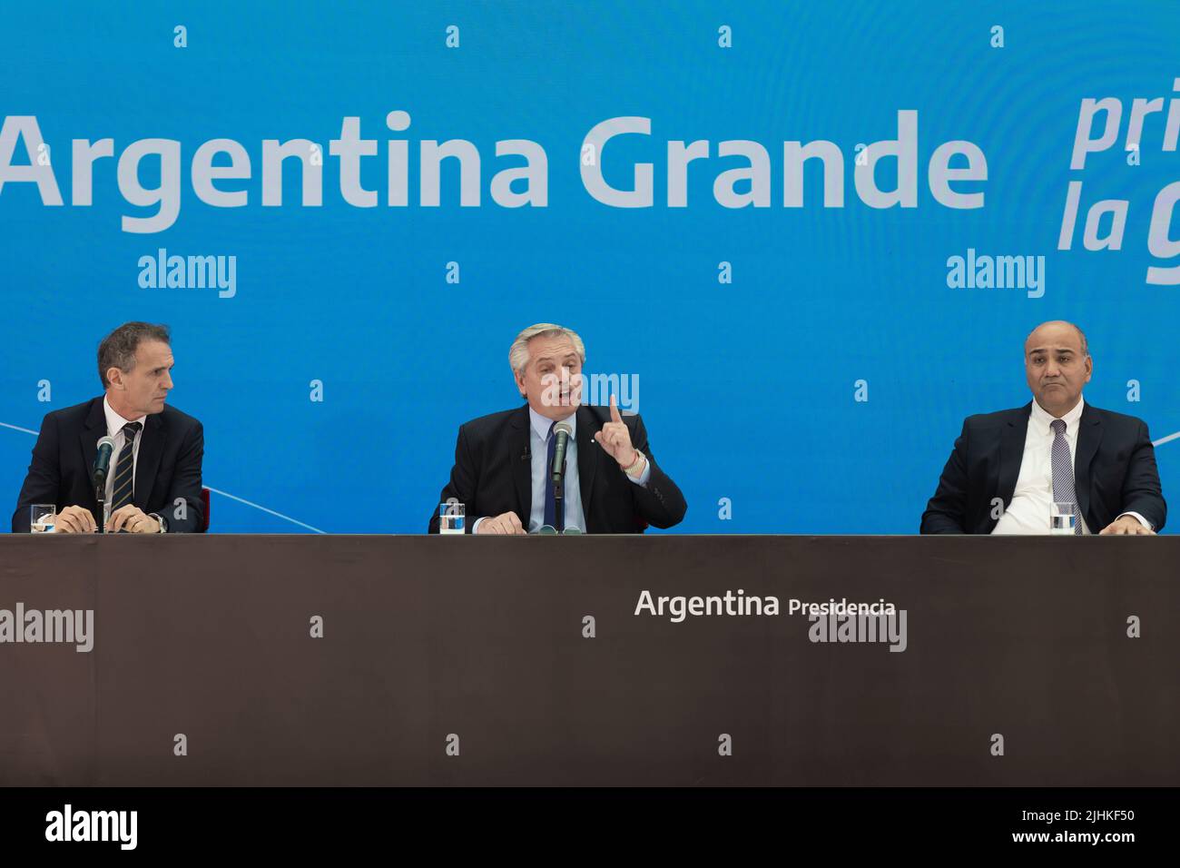 Buenos Aires, Argentina. 18th July, 2022. President Alberto Fernández led the presentation of Argentina Grande, Infrastructure Plan for the Development of the Nation, together with the Minister of Public Works, Gabriel Katopodis and the Chief of the Cabinet of Ministers Juan Manzur n Buenos Aires, Argentina on July 18, 2022. (Photo by Esteban Osorio/Pacific Press/Sipa USA) Credit: Sipa USA/Alamy Live News Stock Photo