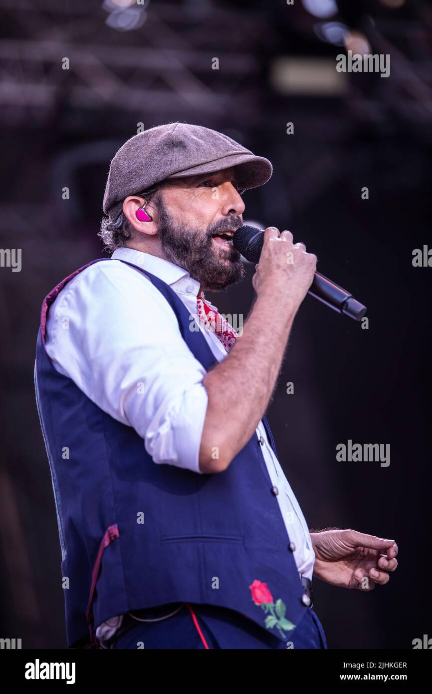 Barcelona, Spain. 2022.07.09. Juan Luis Guerra perform on stage during 4.40 Tour at Cruïlla Festival on July 09, 2022 in Barcelona, Spain. Stock Photo