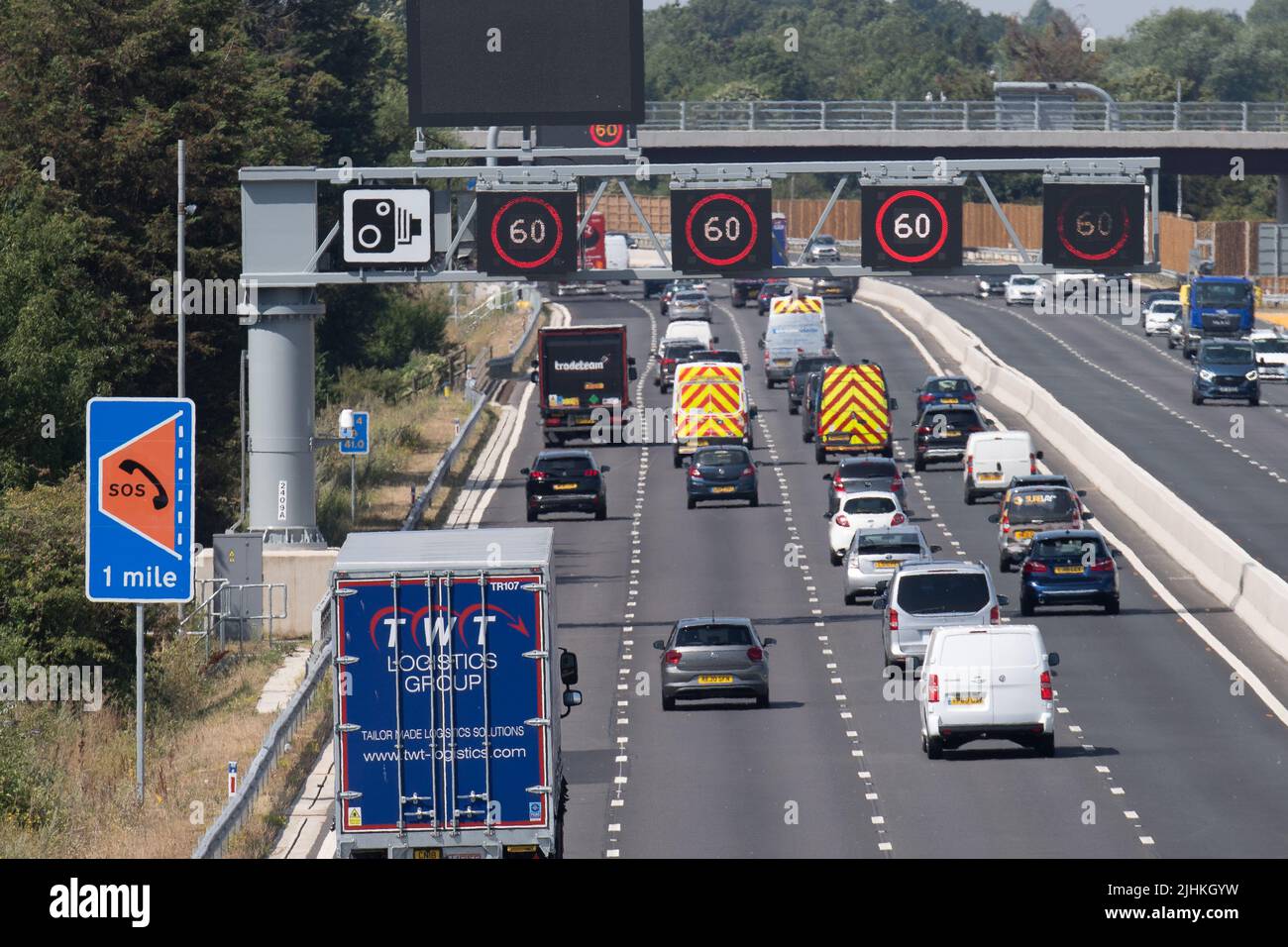Taplow, Buckinghamshire, UK. 19th July, 2022. A new variable speed
