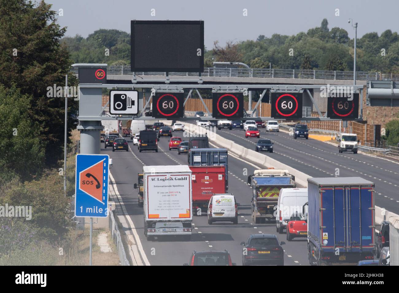 Taplow, Buckinghamshire, UK. 19th July, 2022. A new variable speed ...