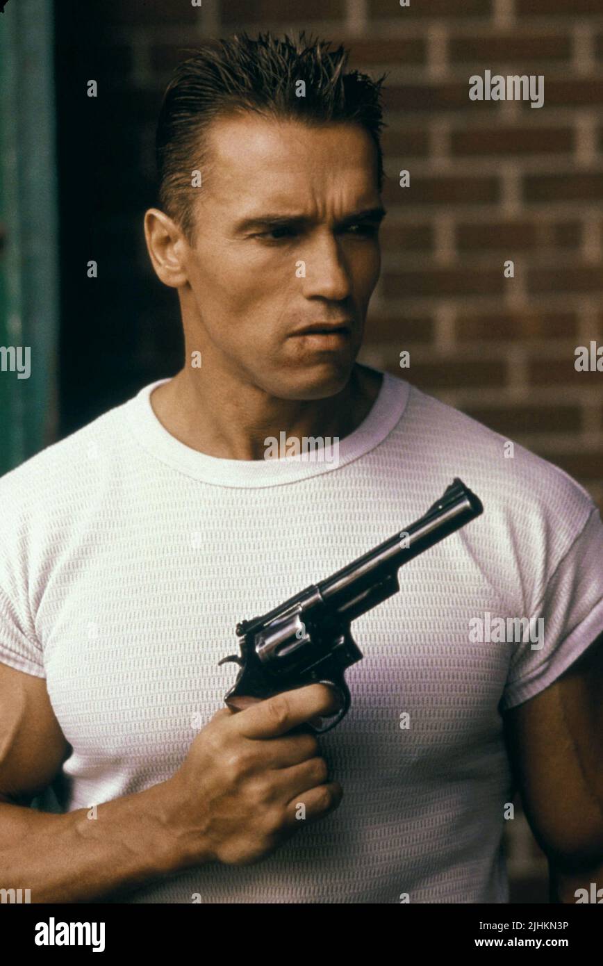 ARNOLD SCHWARZENEGGER, RED HEAT, 1988 Stock Photo