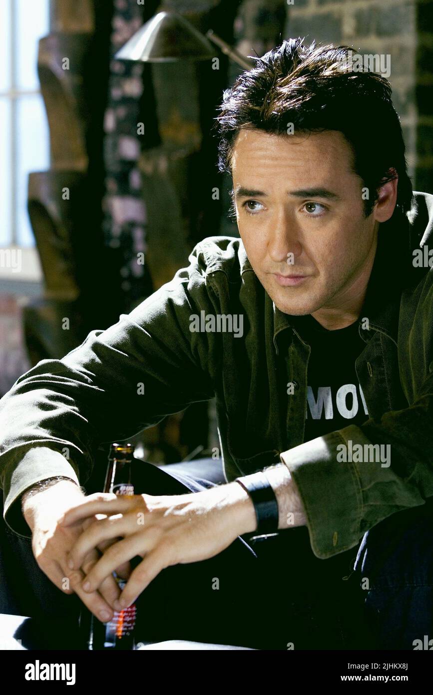 JOHN CUSACK, MUST LOVE DOGS, 2005 Stock Photo Alamy