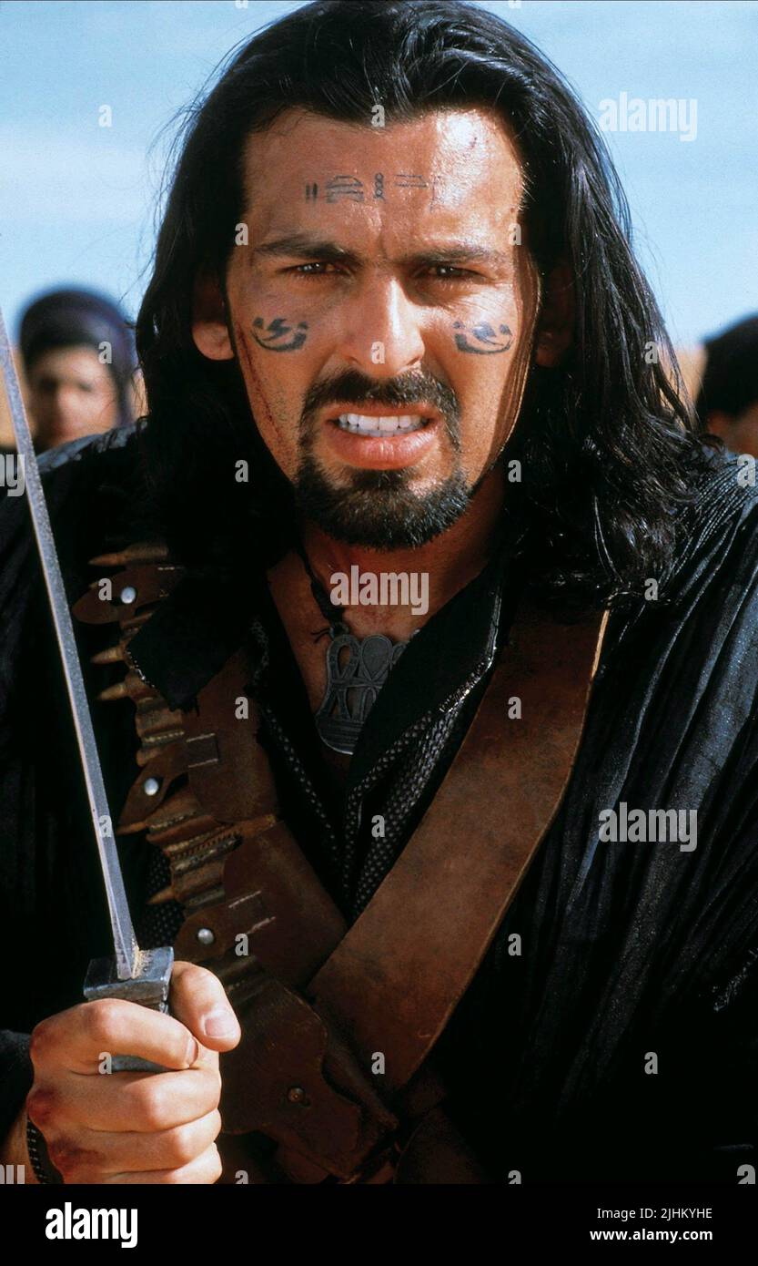 The mummy returns oded fehr 2001 hi-res stock photography and images - Alamy The mummy returns oded fehr 2001 hi-res stock photography and images - Alamy