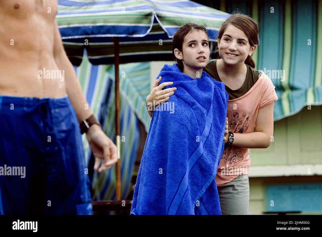 Emma roberts hi-res stock photography and images - Page 3 - Alamy, image size:1300x956