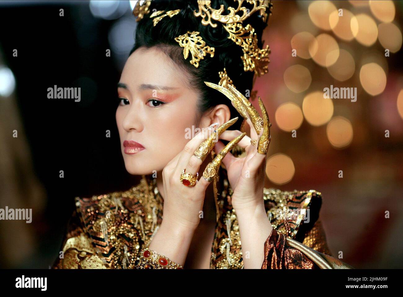 GONG LI, CURSE OF THE GOLDEN FLOWER, 2006 Stock Photo Alamy