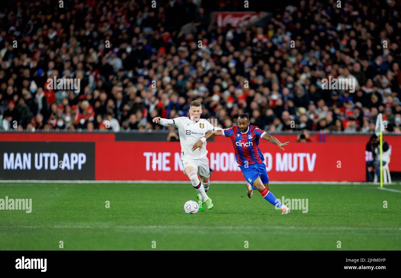 Melbourne, Australia, 19 Jul 2022. Manchester United's Scott McTominay (left) and Crystal Palace's Jordan Ayew battle for the ball during the pre season friendly at Melbourne Cricket Ground (MCG) on 19 Jul 2022. Credit: corleve/Alamy Stock Photo Stock Photo