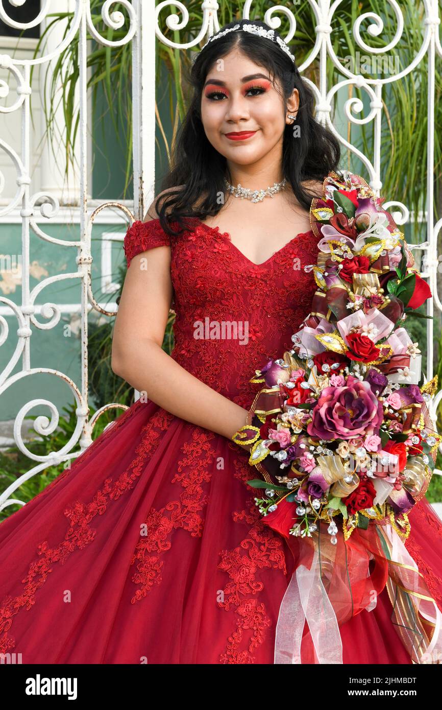 Houston, USA. 1st Mar, 2020. A model presents fancy makeup and headdress at  the Big One Quinceanera Expo in Houston, Texas, United States, on March 1,  2020. Quinceanera is a tradition in