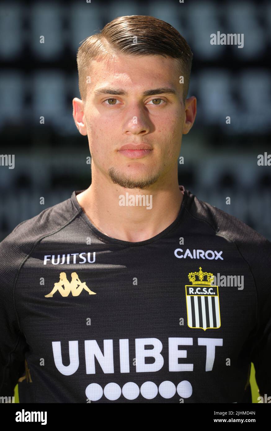 Charleroi's Anthony Descotte poses for the photographer at the 2022