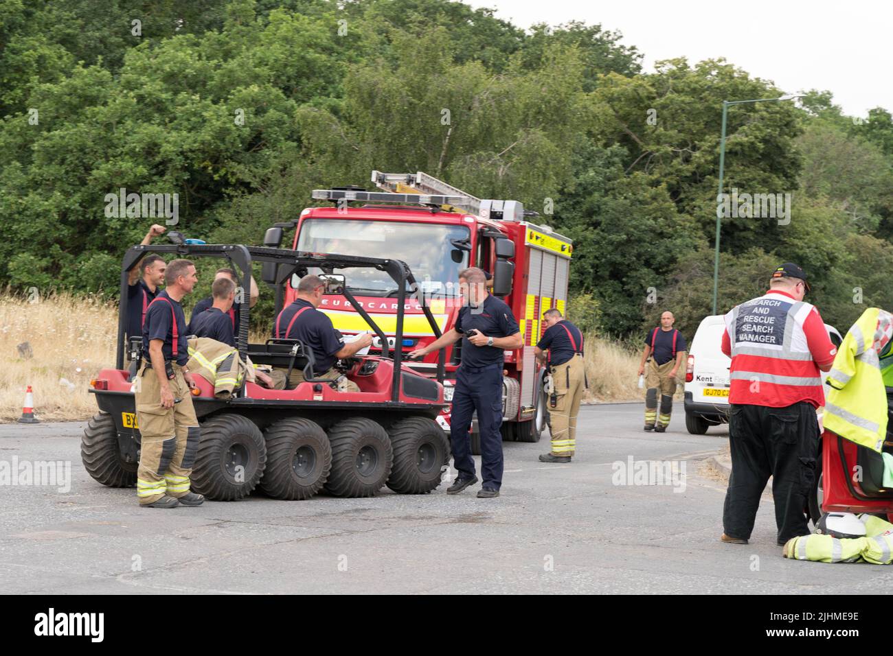 London UK, 19th July 2022. Kent fire & rescue service team remain on Dartford heath bush fire