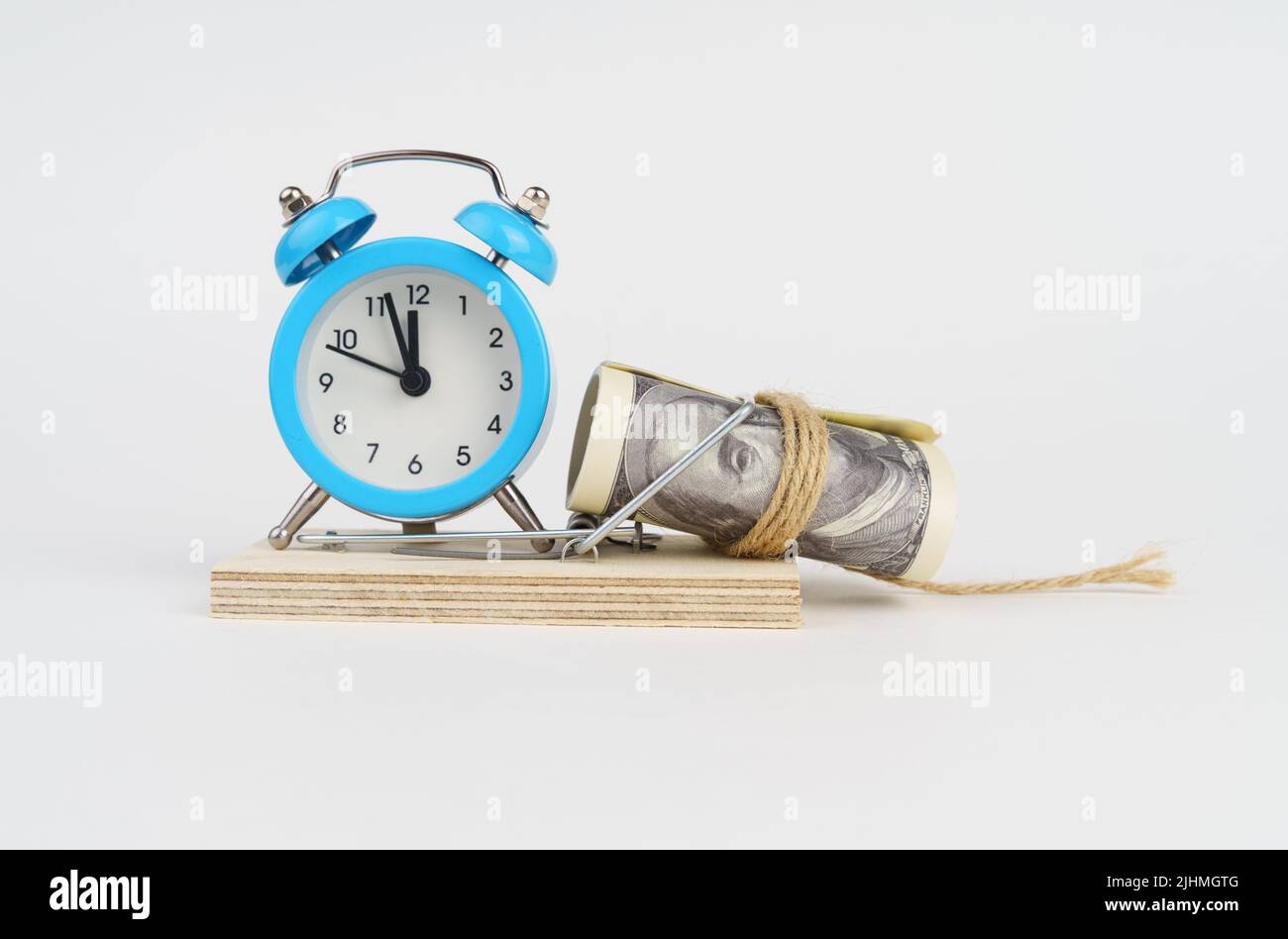 Alarm clock mousetrap trap hi-res stock photography and images - Alamy