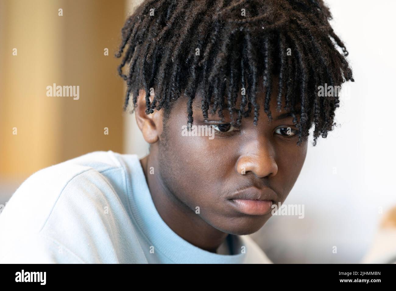 High school classroom students hi-res stock photography and images - Alamy