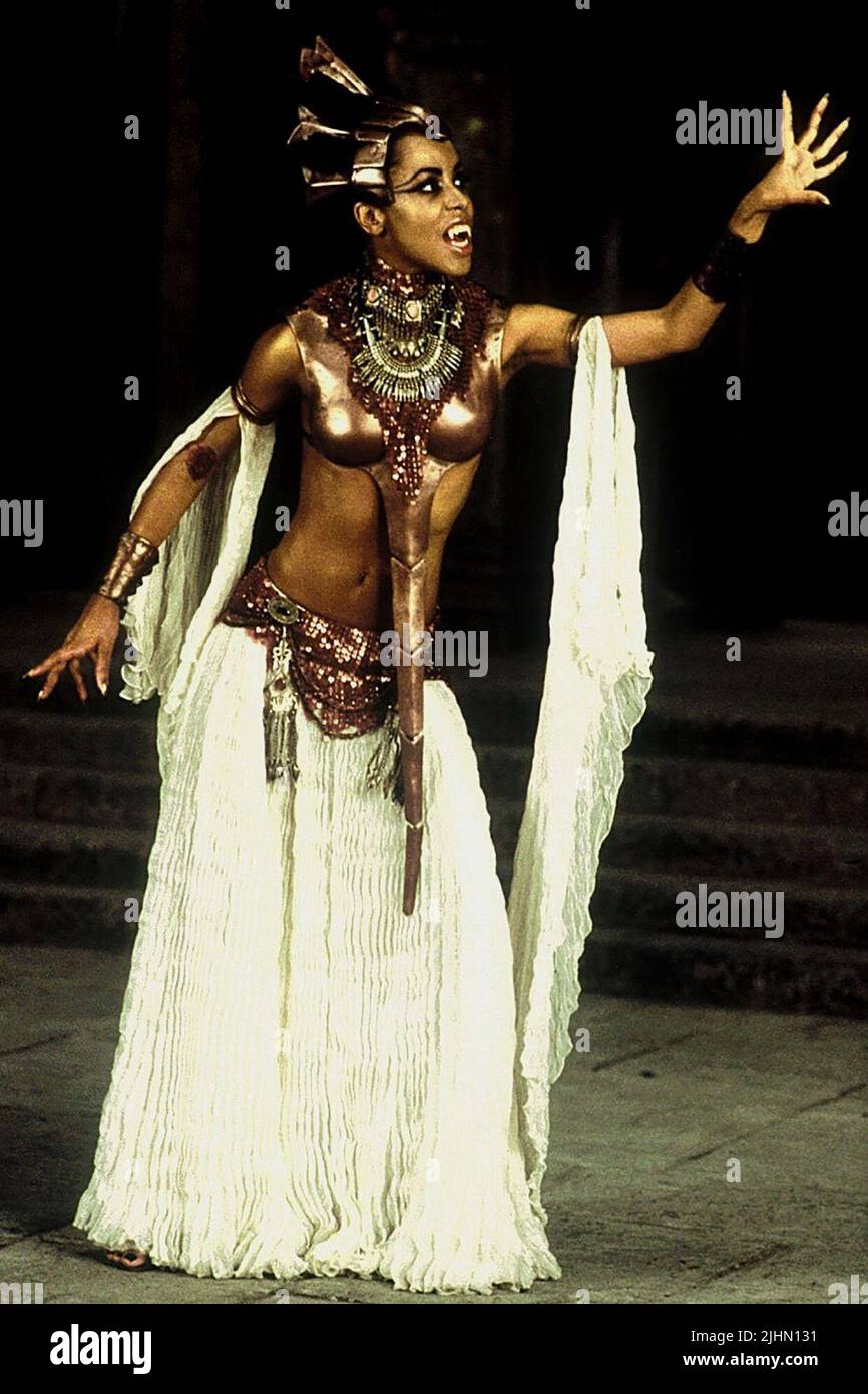 AALIYAH, QUEEN OF THE DAMNED, 2002 Stock Photo - Alamy