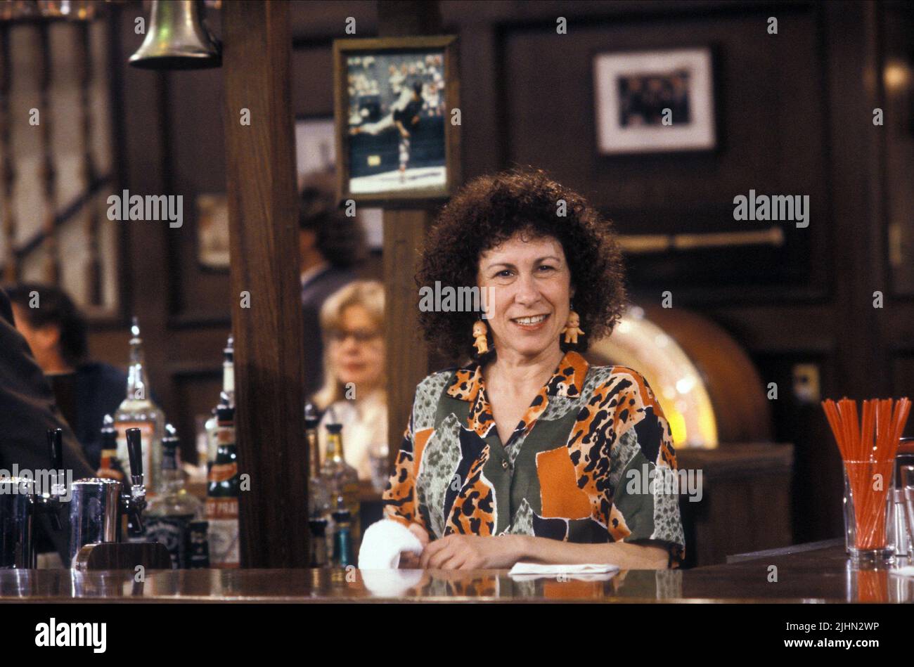 RHEA PERLMAN, CHEERS, 1982 Stock Photo - Alamy