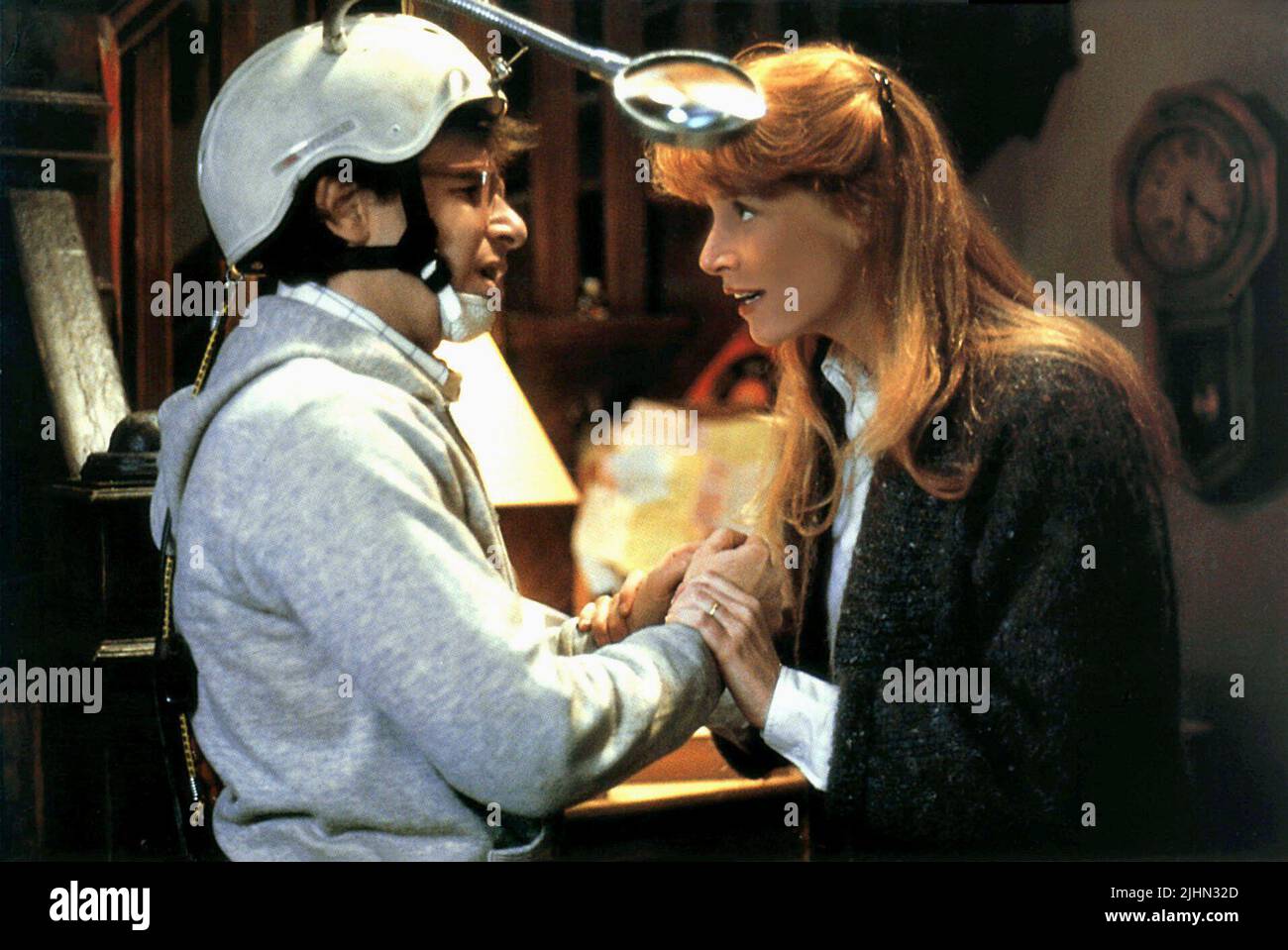 RICK MORANIS, MARCIA STRASSMAN, HONEY  I SHRUNK THE KIDS, 1989 Stock Photo