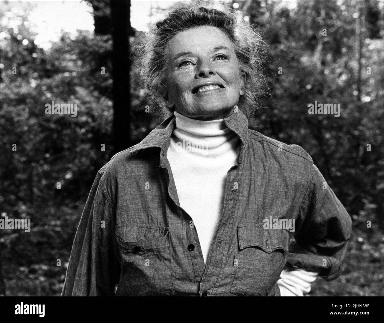 KATHARINE HEPBURN, ON GOLDEN POND, 1981 Stock Photo Alamy