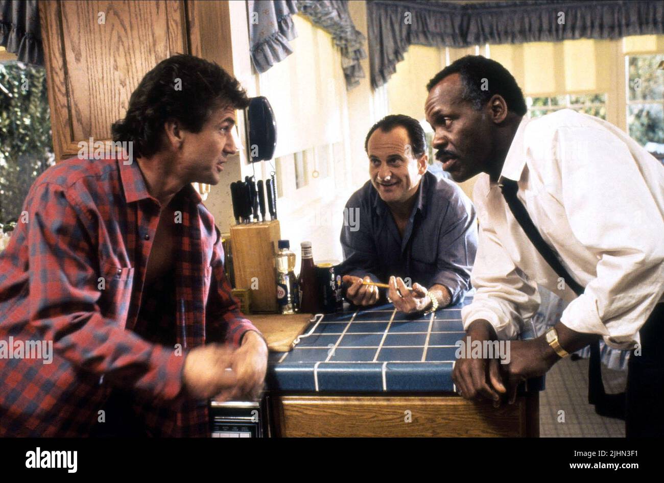 DANNY GLOVER, JOE PESCI, MEL GIBSON, LETHAL WEAPON 2, 1989 Stock Photo