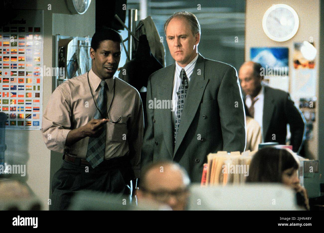 Denzel washington john lithgow pelican hi-res stock photography and ...