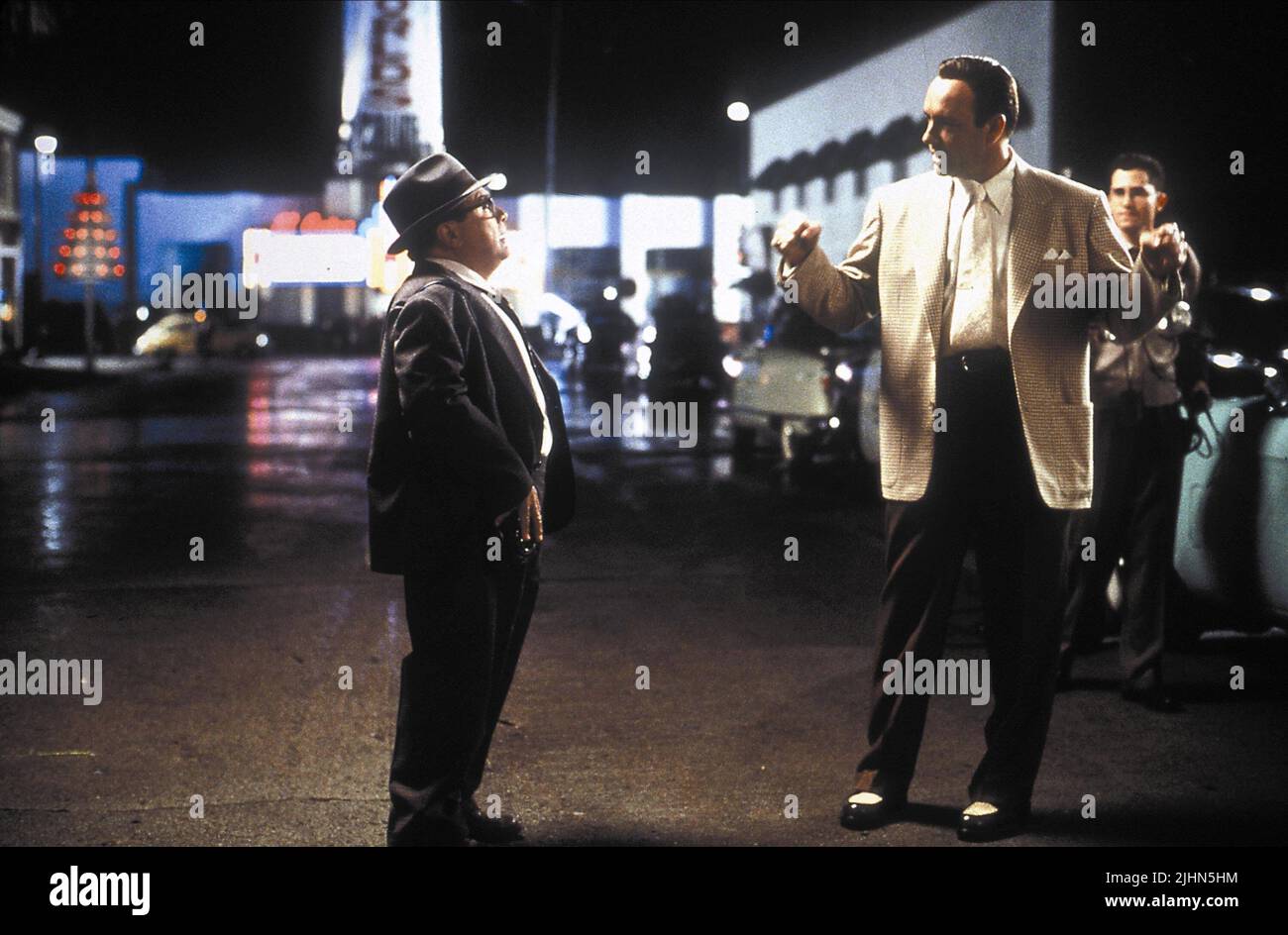 DANNY DEVITO, KEVIN SPACEY, L.A. CONFIDENTIAL, 1997 Stock Photo