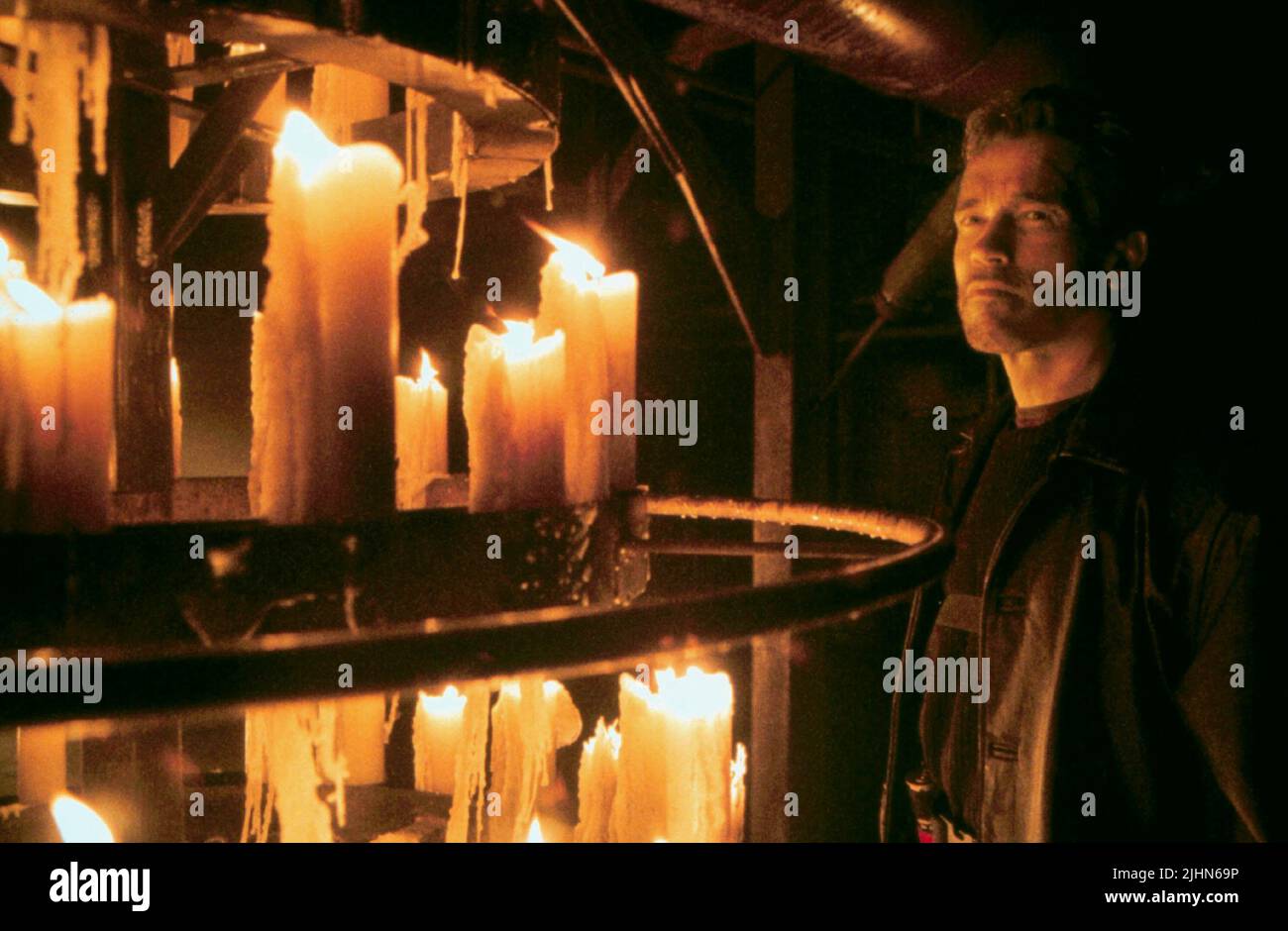 Arnold schwarzenegger end of days 1999 stock photo alamy