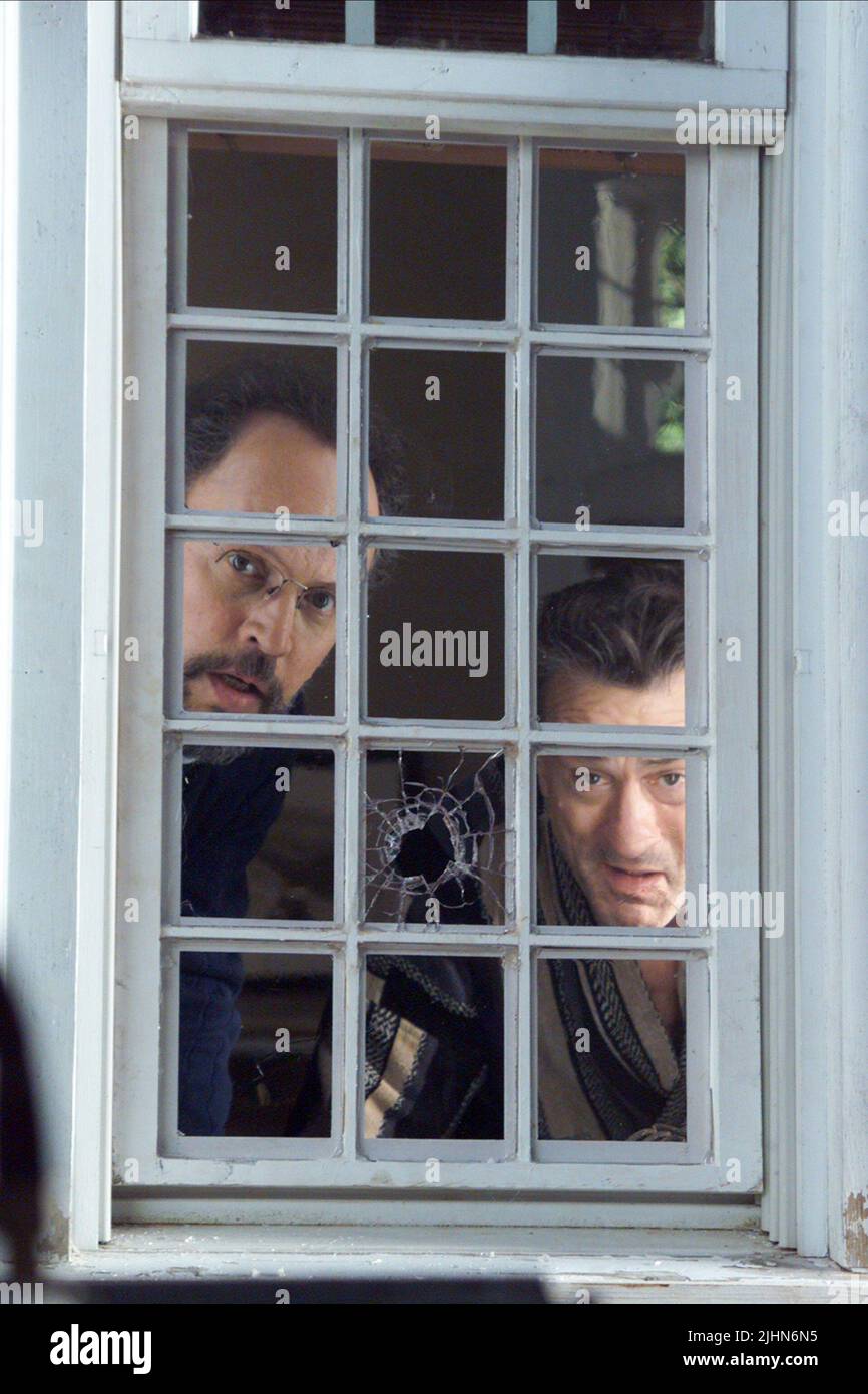 BILLY CRYSTAL, ROBERT DE NIRO, ANALYZE THAT, 2002 Stock Photo