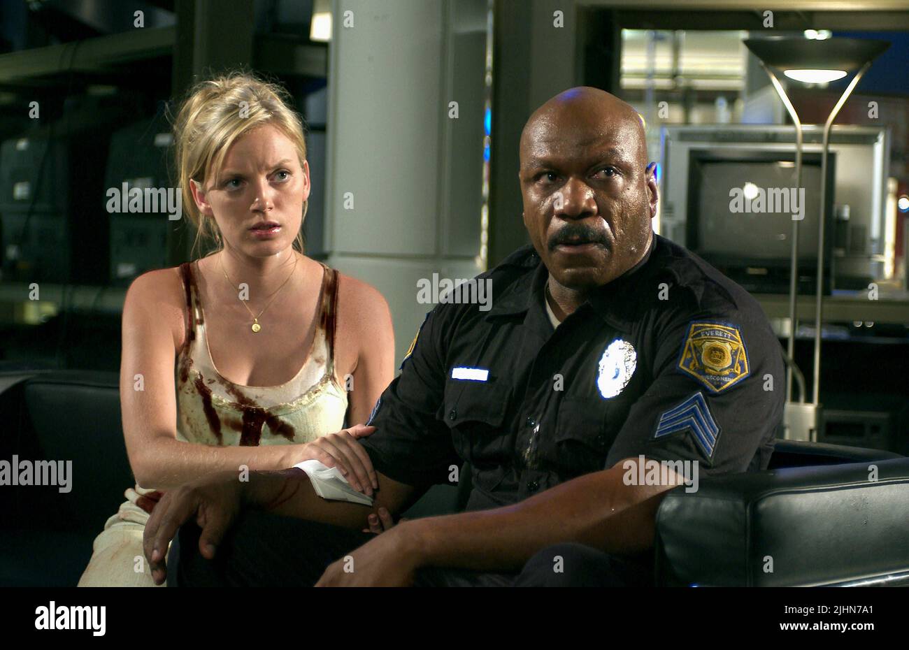 SARAH POLLEY, VING RHAMES, DAWN OF THE DEAD, 2004 Stock Photo