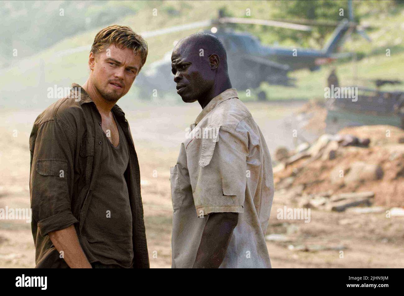 LEONARDO DICAPRIO, DJIMON HOUNSOU, BLOOD DIAMOND, 2006 Stock Photo Alamy